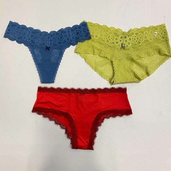 Aerie Lace Panty Bundle - Picture 1 of 8